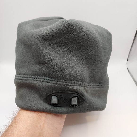 Wireless Beanie Hat with LED Headlight Handsfree Gray Winter Warm Beanie. - Picture 1 of 7